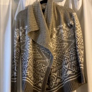 Abercrombie & Fitch sweater